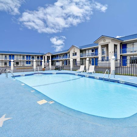 Americas Best Value Inn Хилсборо Удобства фото